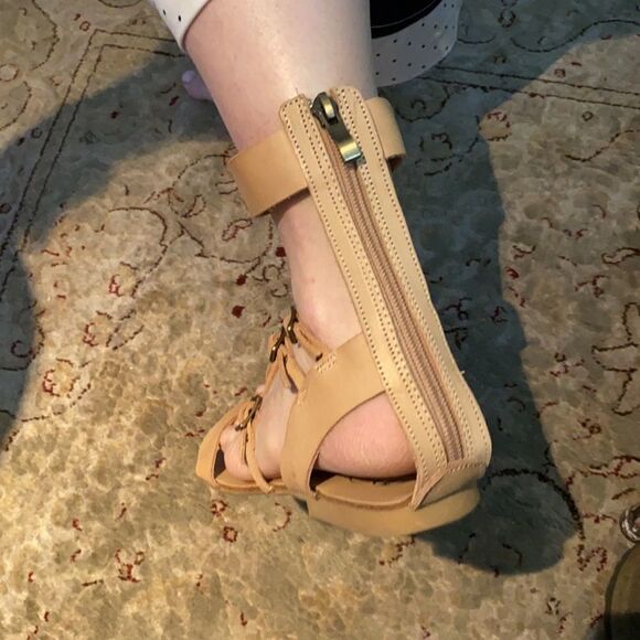 Modern Rebel beige leather gladiator sandals. - Picture 3 of 5